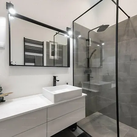 St Francis Of Assisi Superior Apartment Budapest